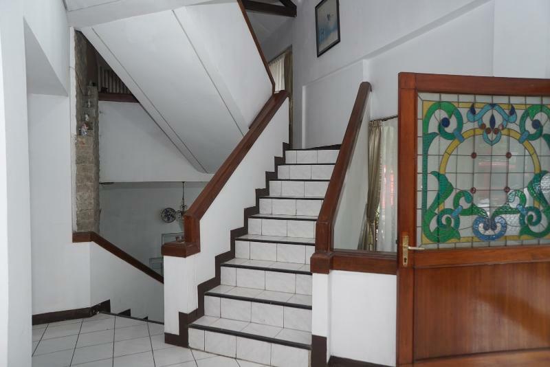 Oyo 3953 Hotel Catellya II Cipaku Bandung Exterior foto